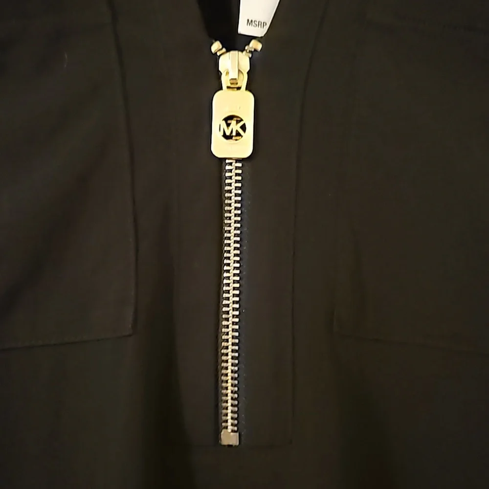 Michael Kors blouse NWT sz.M NWT with gold zipper - Picture 2 of 9